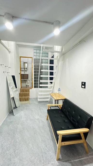 Megun 10 Duplex Apartment Bangkok Exterior photo
